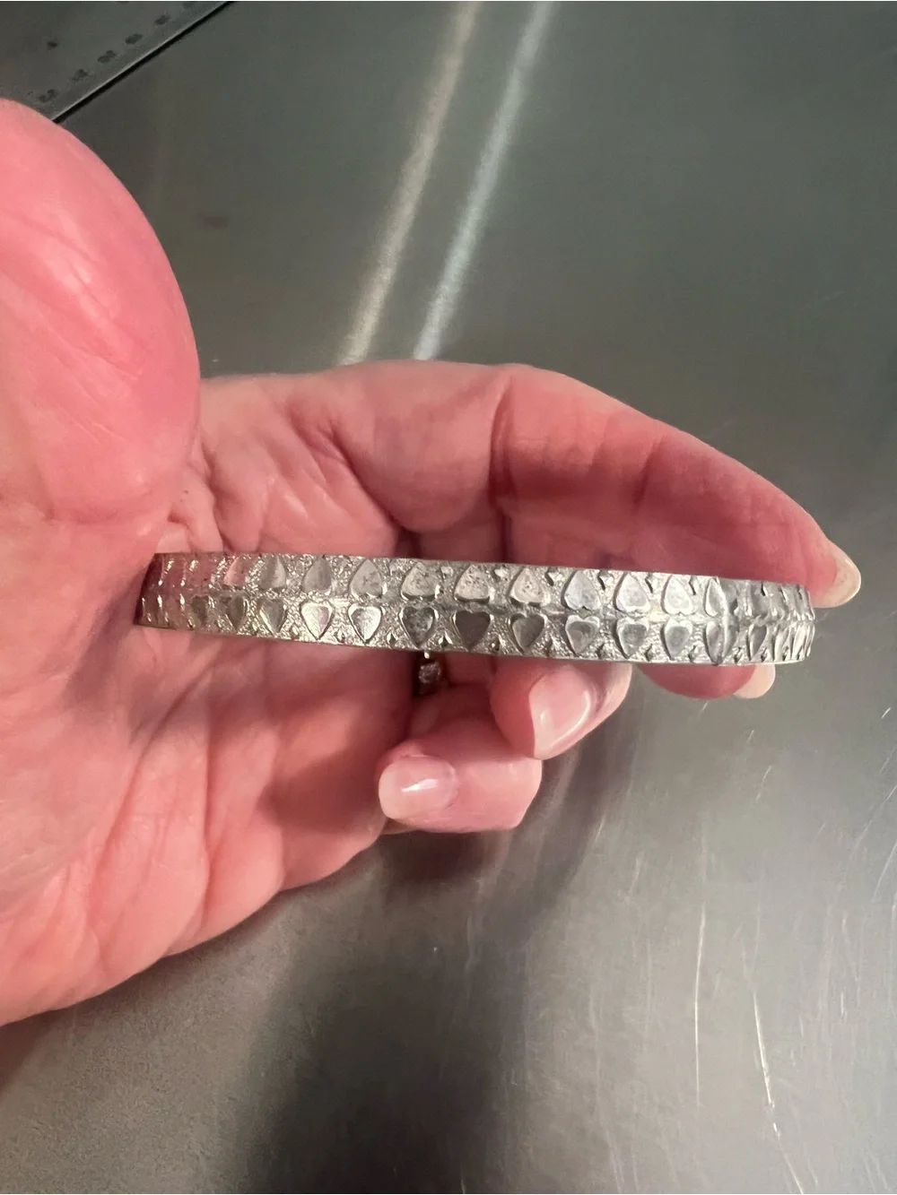 Wells Sterling Silver Heart-Textured Bangle Bracelet